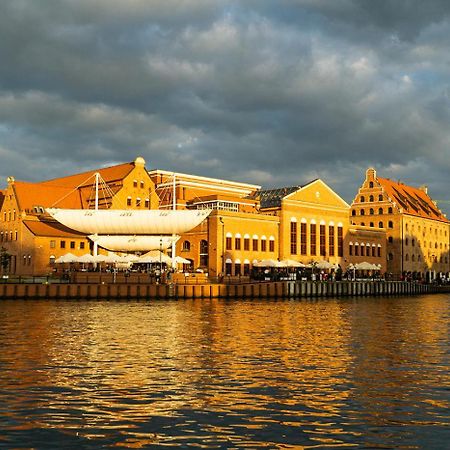 Ideal Apartments Przy Zurawiu Gdansk Bagian luar foto