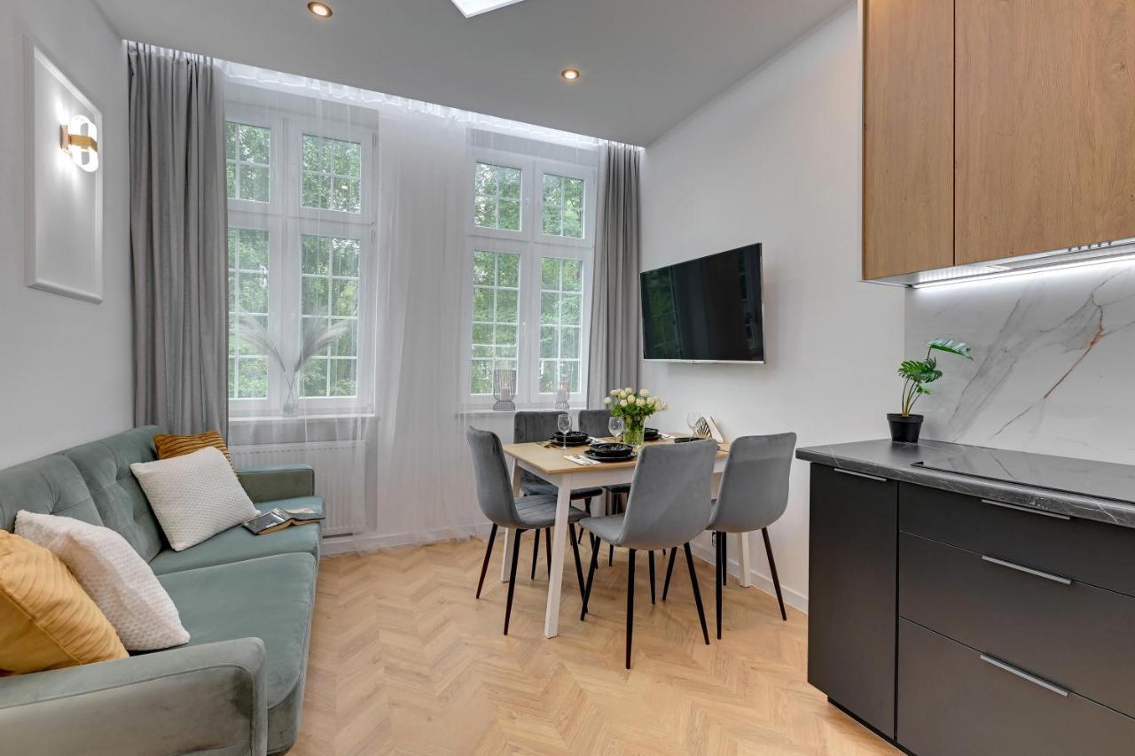 Ideal Apartments Przy Zurawiu Gdansk Bagian luar foto