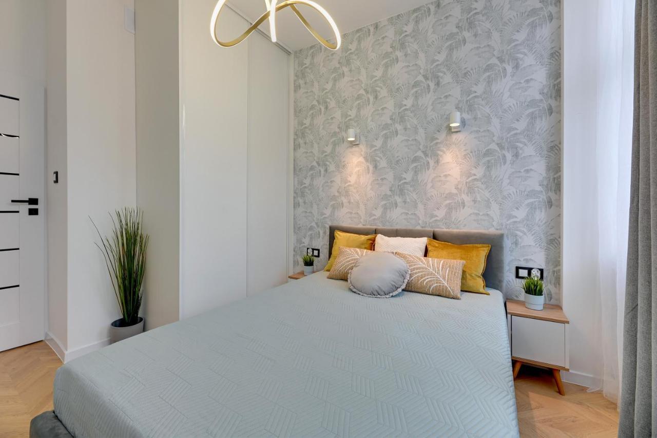 Ideal Apartments Przy Zurawiu Gdansk Bagian luar foto
